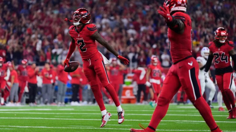 Texans get 8 sacks and Bullock forces 3 turnovers in Houston’s 23-19 win over Bills