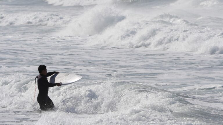 Flash flood warnings issued for Los Angeles