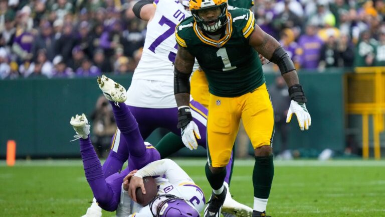Vikings put McCarthy in concussion protocol, after struggling QB reports postgame symptoms