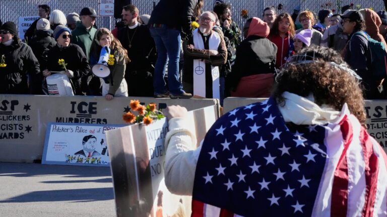 Hundreds detained in Chicago-area immigration crackdown might be released on bond, judge signals