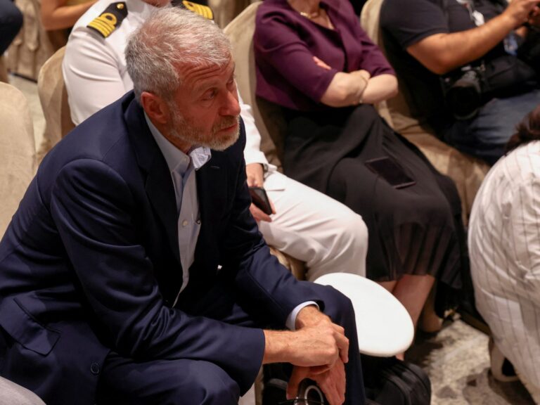 UK warns Abramovich to give Chelsea sale cash to Ukraine or face court | Football News