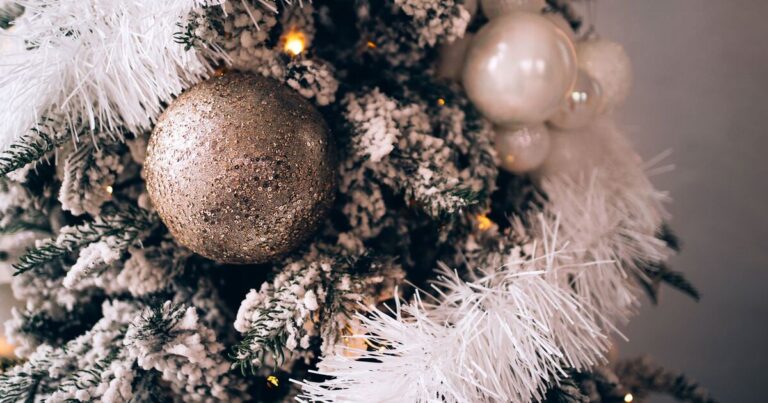 Warning to anyone decorating with tinsel this festive season