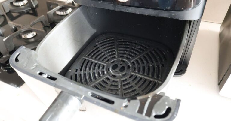 Air fyer users urged to do 1 thing after every use or risk smoke and bad smells
