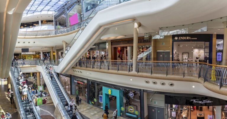 Iconic British retailer to close 32 stores in January — full list