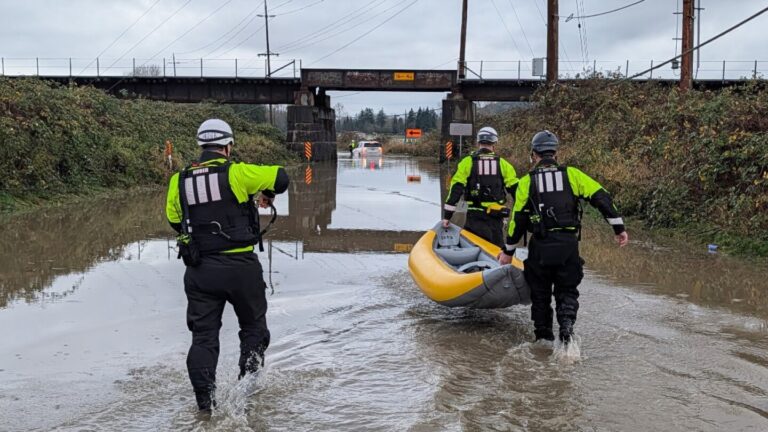 Pacific Northwest sees heavy rain as atmospheric river hits
