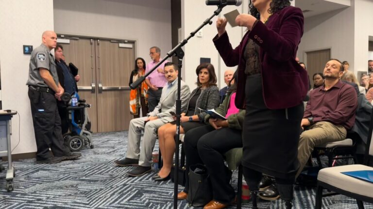 Florida officials push to roll back vaccine mandates for schoolchildren