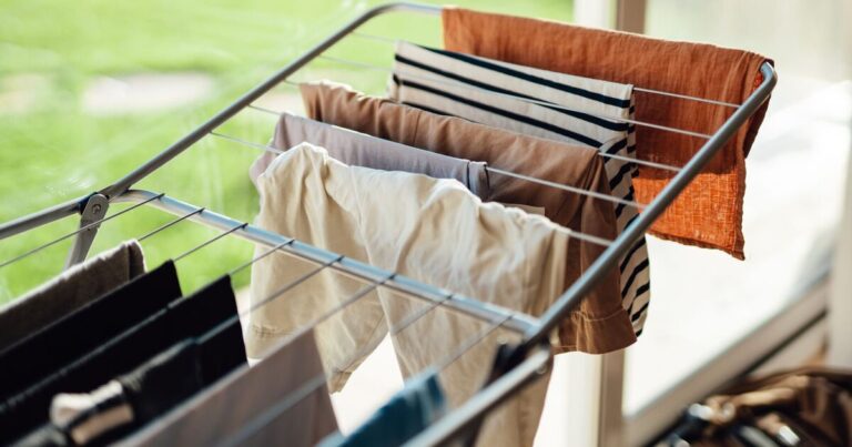 I tested out 5 different laundry drying methods in winter — only 1 stops musty smell