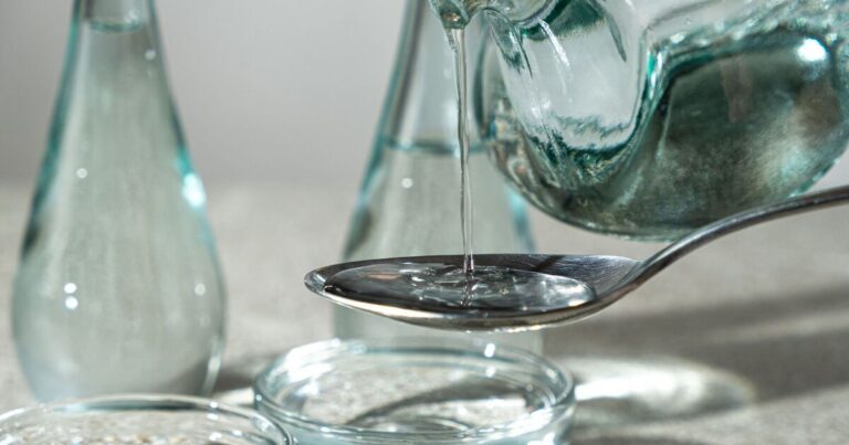 Households urged to leave bowls of vinegar out overnight