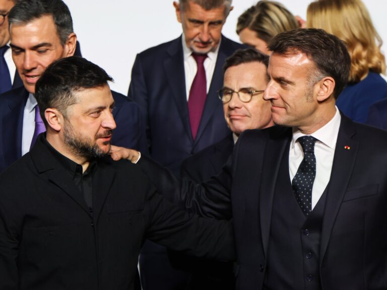 US backs security guarantees for Ukraine, as France and UK pledge troops | Russia-Ukraine war News