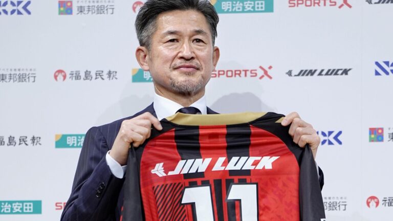 Oldest professional soccer player says he gets better with age