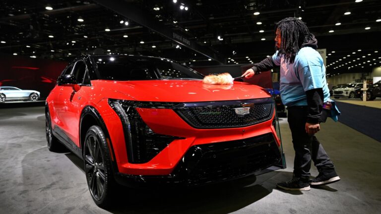 EVs were briefly the leading edge at Detroit auto show. Not anymore