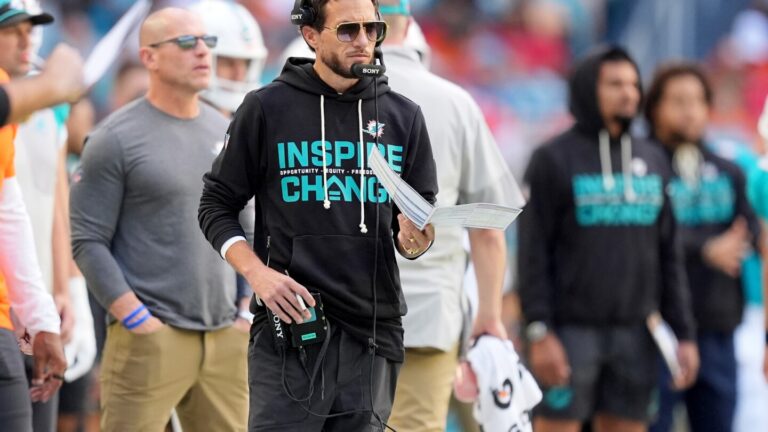 Mike McDaniel targeted by Lions for their offensive coordinator opening, AP source says